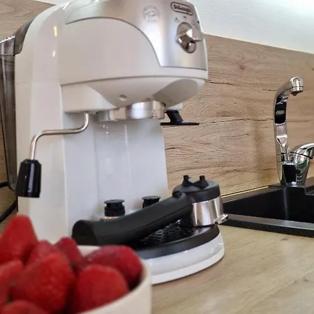 Apartment Medea 2 With Private Parking Opatija